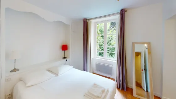 Suite Louis-Philippe — Maison Royale, INSEAD Fonty housing, photo 5