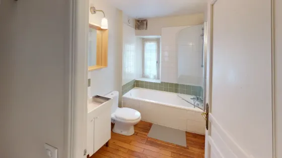 Suite Henri IV — Maison Royale, INSEAD Fonty housing, photo 7