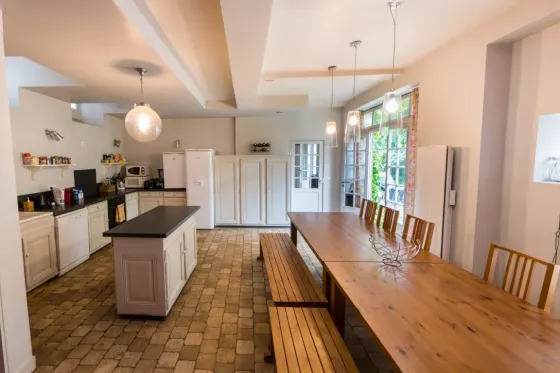 Maison Royale — Kitchen, INSEAD Fontainebleau housing, photo 1