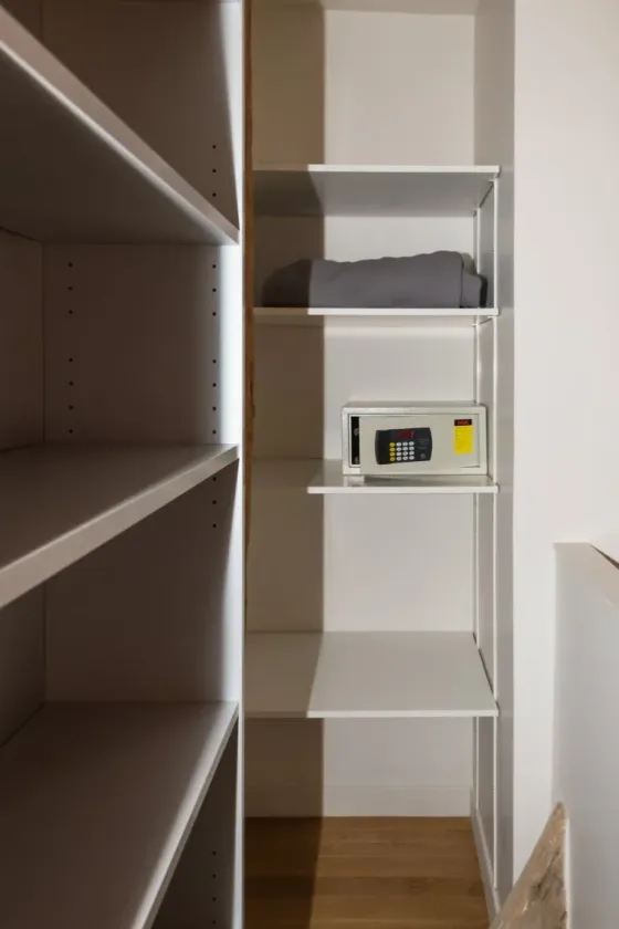Suite Napoléon — Maison Royale, INSEAD Fonty housing, photo 9